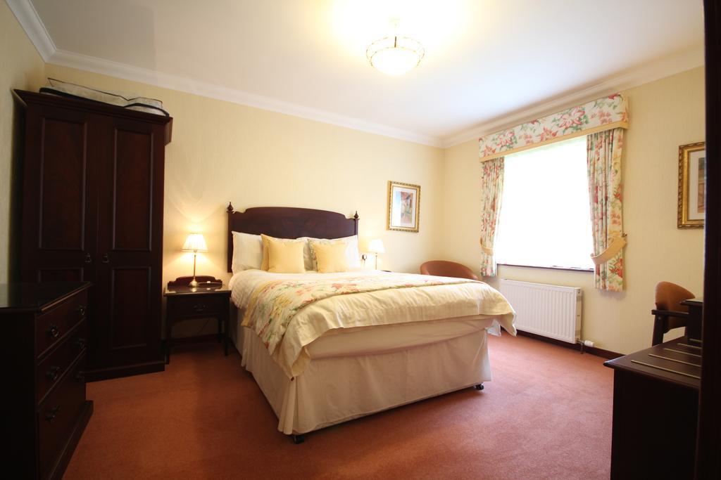 Strathburn Hotel Inverurie By Compass Hospitality מראה חיצוני תמונה