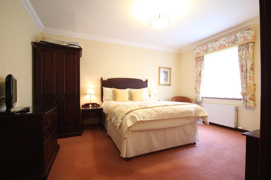 Strathburn Hotel Inverurie By Compass Hospitality מראה חיצוני תמונה