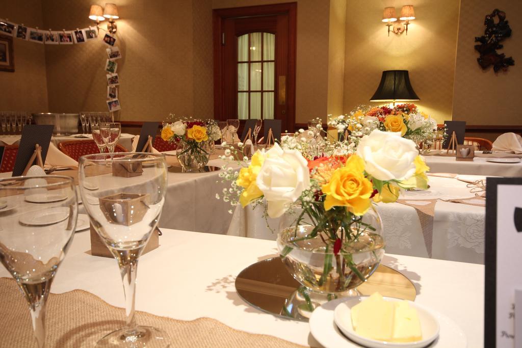 Strathburn Hotel Inverurie By Compass Hospitality מראה חיצוני תמונה