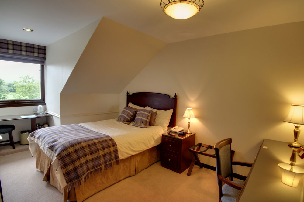 Strathburn Hotel Inverurie By Compass Hospitality מראה חיצוני תמונה