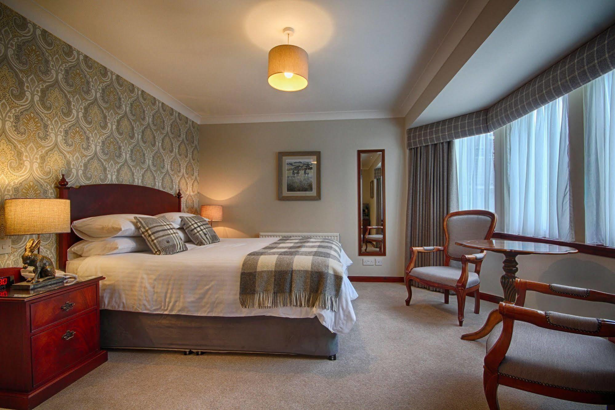 Strathburn Hotel Inverurie By Compass Hospitality מראה חיצוני תמונה