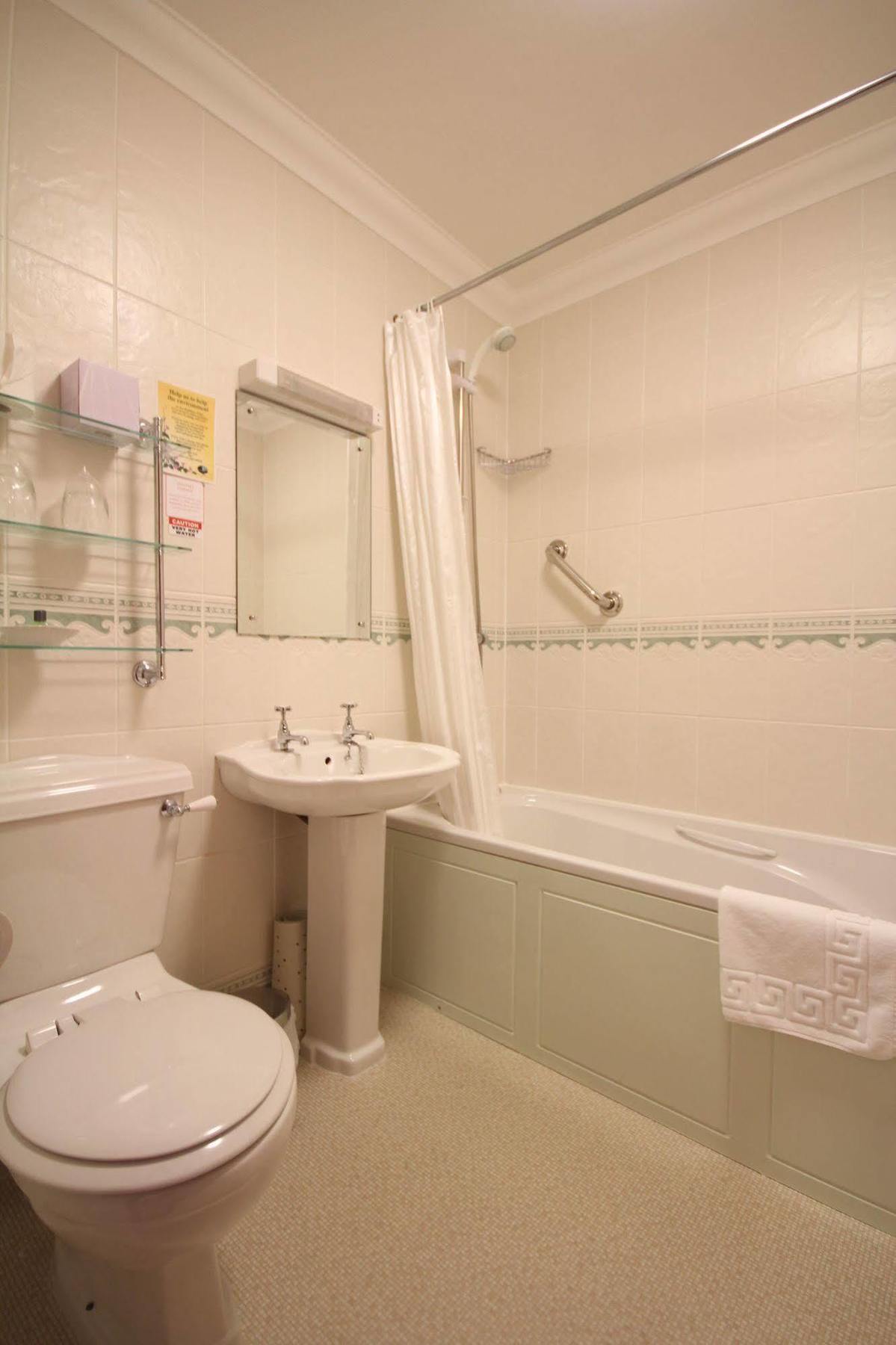 Strathburn Hotel Inverurie By Compass Hospitality מראה חיצוני תמונה
