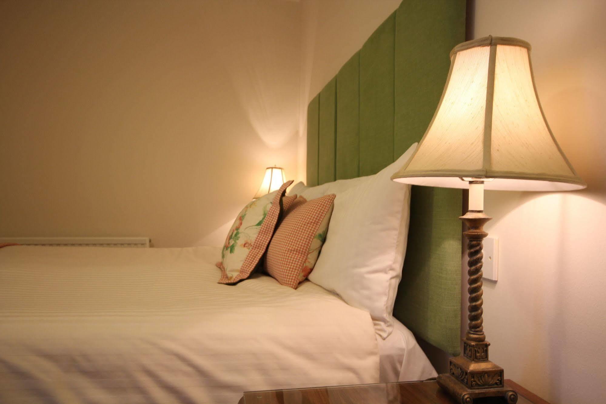 Strathburn Hotel Inverurie By Compass Hospitality מראה חיצוני תמונה