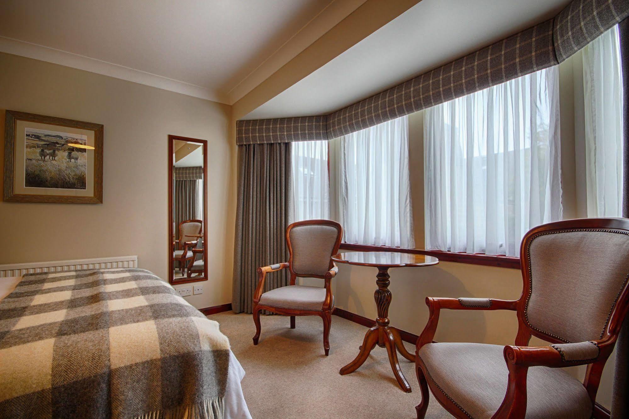 Strathburn Hotel Inverurie By Compass Hospitality מראה חיצוני תמונה